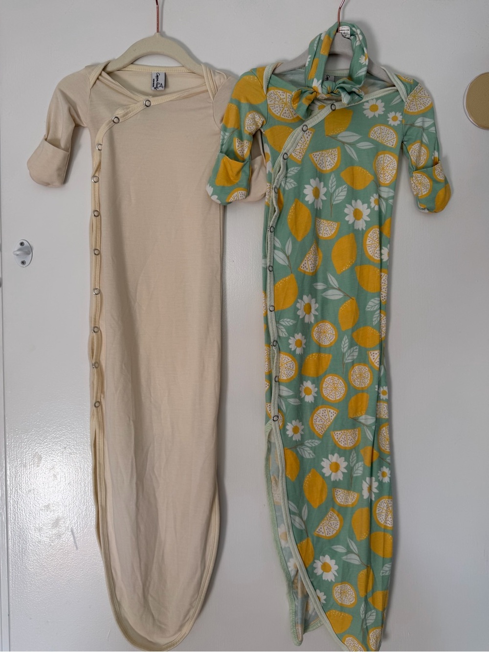 Copper Pearl baby girl sleep gowns size newborn cream and lemon print